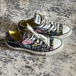 Converse low top